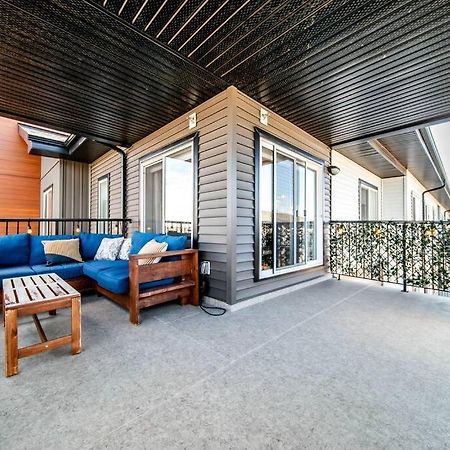 Bright Luxe Condo, Ac, Top Floor, King Bed, Balcony! Эдмонтон Экстерьер фото